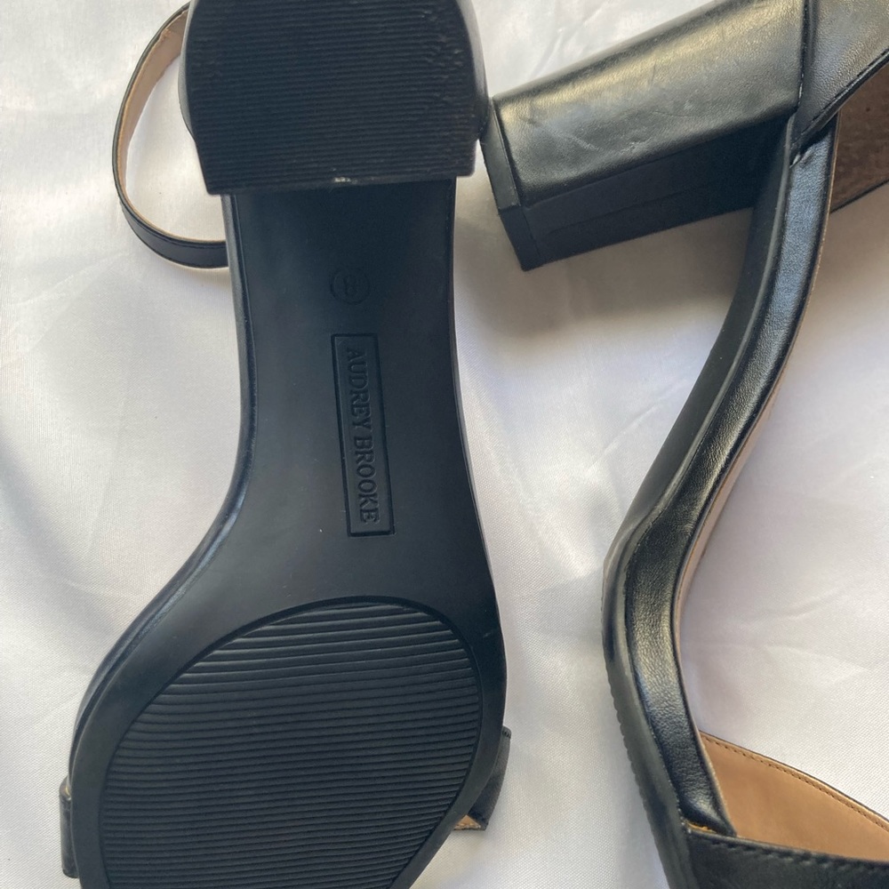 Bundle/combo (Dress and shoes) - Picture 7 of 13